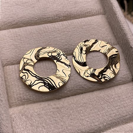 Brinco Orgânico Redondo Semijoia Ouro