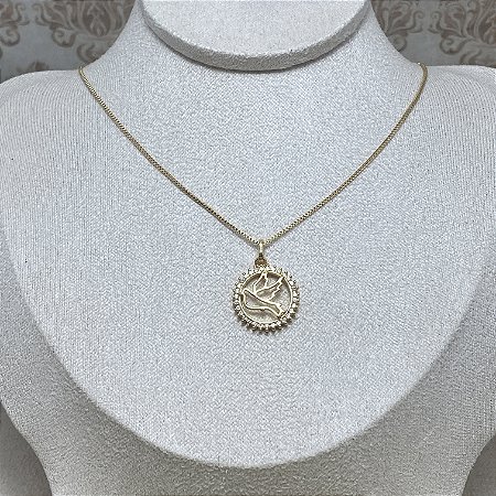 Colar Espírito Santo com Moldura Semijoia Ouro