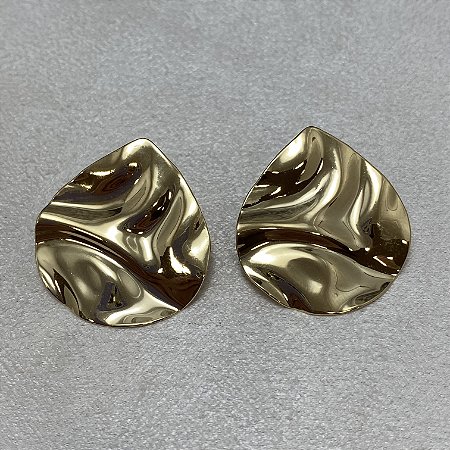 Brinco Orgânico Gota Larga Semijoia Ouro