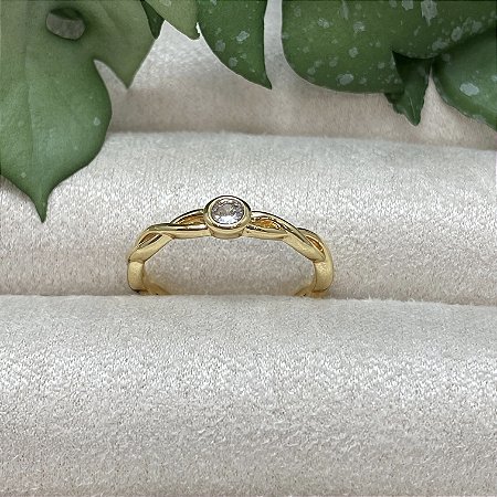 Anel Entrelaçado 1 Zircônia Semijoia Ouro