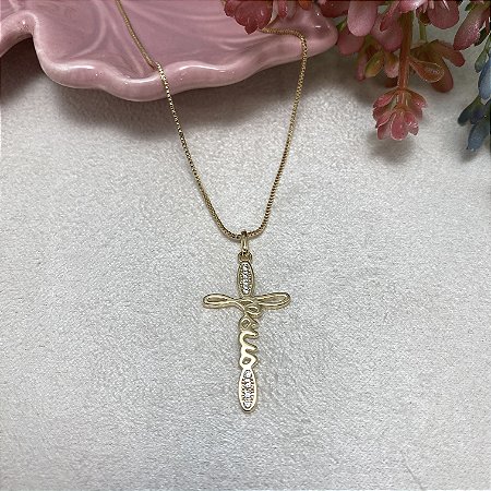 Colar Crucifixo Jesus Semijoia Ouro