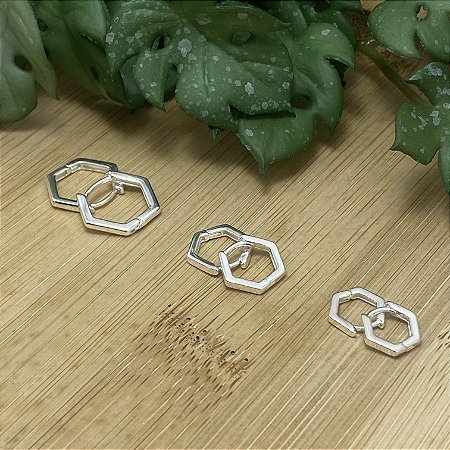 Trio de Brincos de Argolinhas Pentágono Semijoia Prata