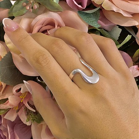 Anel Curva Semijoia Prata