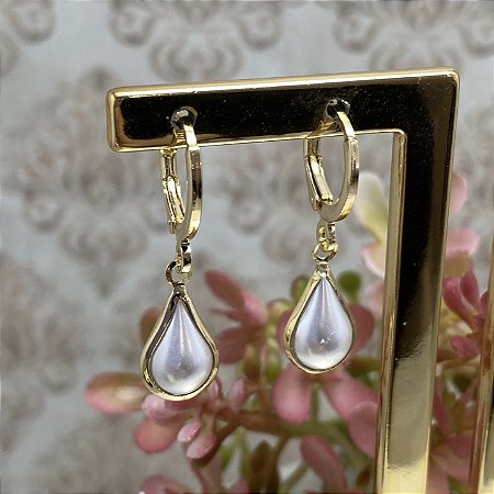 Brinco Argolinha com Pérola em Gota Semijoia Ouro