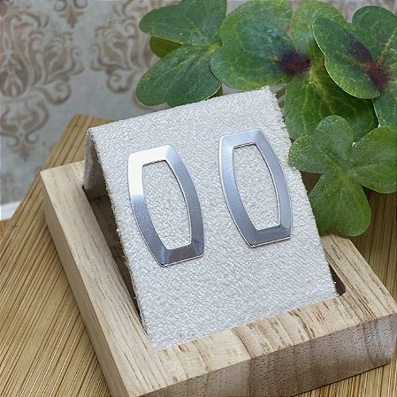 Brinco Retângulo Vazado Semijoia Prata