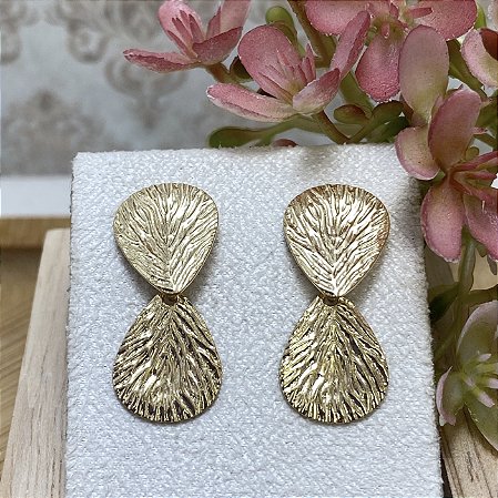 Brinco 2 Folhas Opostas Semijoia Ouro