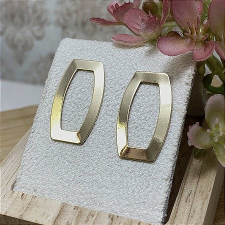 Brinco Retângulo Vazado Semijoia Ouro