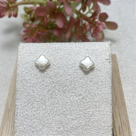 Brinco Pérola Trevinho Semijoia Ouro