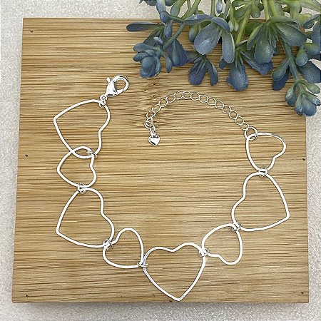 Pulseira Elos Corações Semijoia Prata