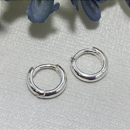 Brinco Argolinha Lisa 0,8 Semijoia Prata