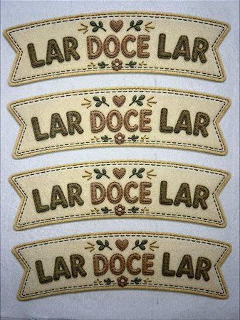 Faixa Lar Doce Lar - Coleção "Costurados a Mão"
