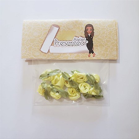 Flor de Rococó com folha Amarelo bebe