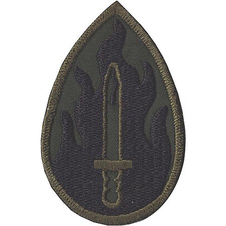 Patch Bordado Espada com Fecho de Contato