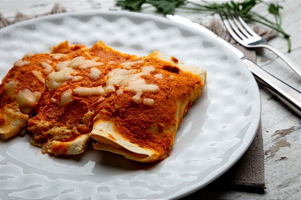 Crepe de Palmito c/ Brócolis ao Sugo - VEGETARIANO