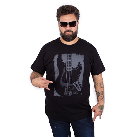 Camiseta Plus Size Instrumento Baixo Preto.