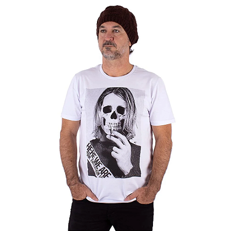 Camiseta Plus Size Kurt Cobain Caveira Branca.