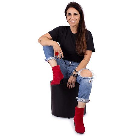 Camiseta Básica Preta Adulto.