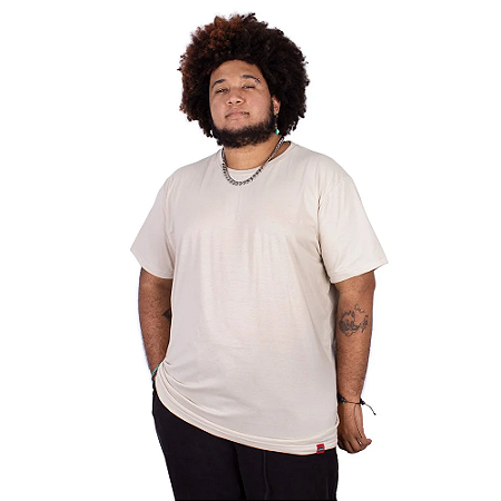 Camiseta Plus Size Básica Cru.
