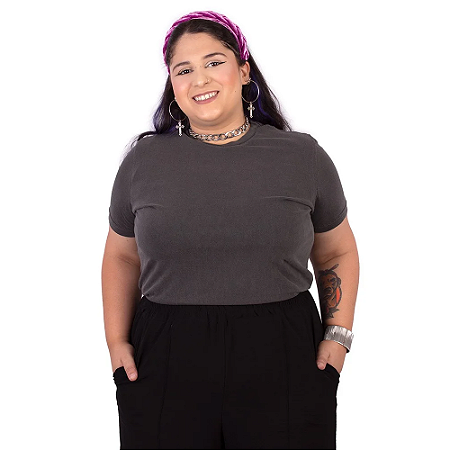 Camiseta Básica Estonada Preta.