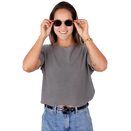 Blusa Cropped Básica Estonada Cinza