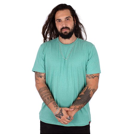 Camiseta Básica Premium Verde Sensation.