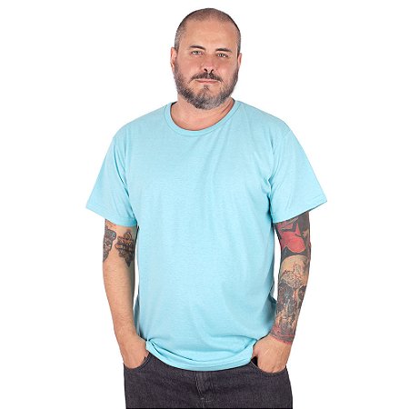 Camiseta Plus Size Básica Premium Azul Celeste.