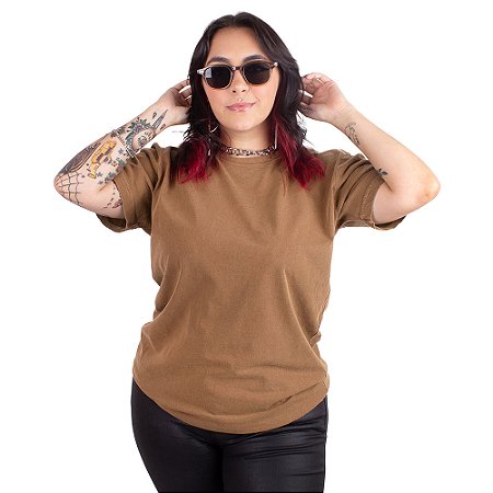 Camiseta Básica Estonada Caramelo Feminina