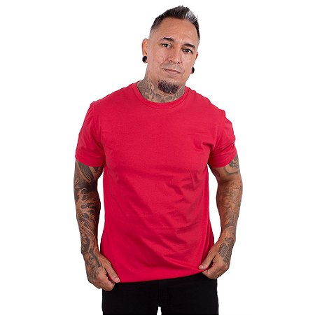 Camiseta Básica Vermelha Amaranto.
