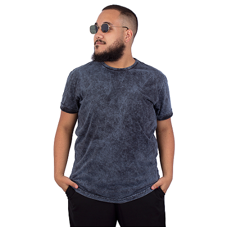 Camiseta Plus Size Básica Estonada Marmorizada Azul.