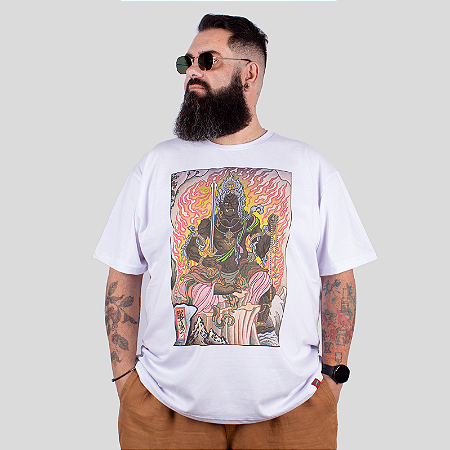 Camiseta Plus Size Christian Arae Fudo Myo II Branca.