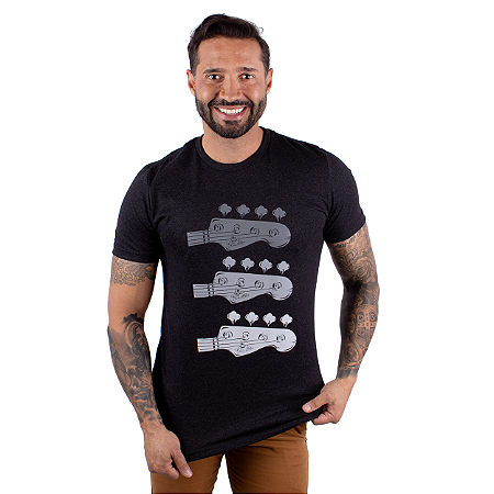 Camiseta Baixo Triplo Preta Jaguar.