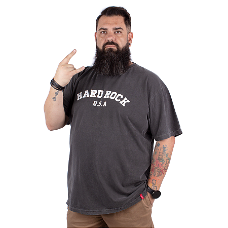 Camiseta Plus Size Estonada Hard Rock Relevo Preta.
