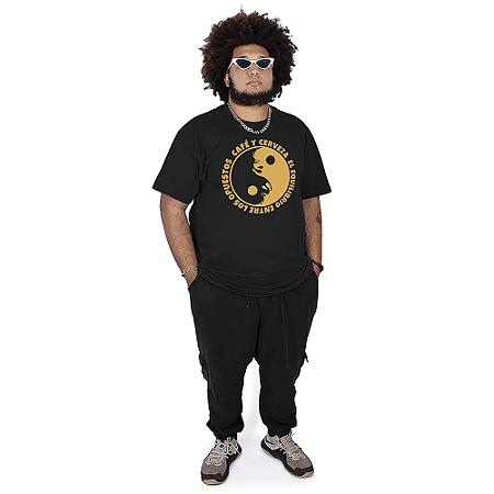 Camiseta Plus Size Café e Cerveja - Preta.