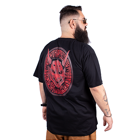 Camiseta Plus Size Christian Arae Hori Atsu Hannya - Preta.