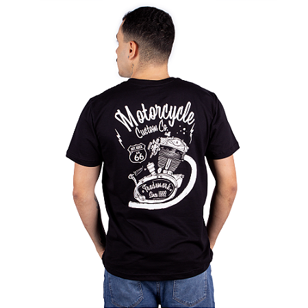 Camiseta Motorcycle Custom Co 66 - Preta.