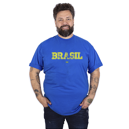 Camiseta Plus Size - Aqui é Brasil.