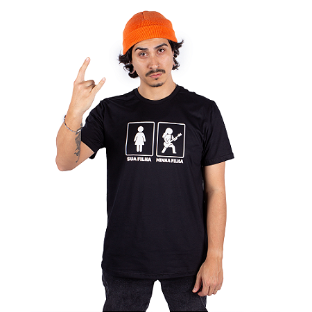 Camiseta Minha Filha é Diferente - Preta.