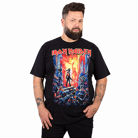Camiseta Plus Size Iron Maiden Hell On Earth Preta - Oficial
