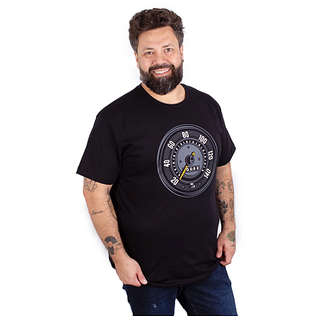 Camiseta Plus Size Fusca Velocímetro Preta.