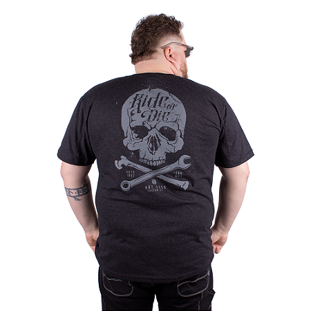 Camiseta Plus Size Caveira Ride Or Preta Jaguar.