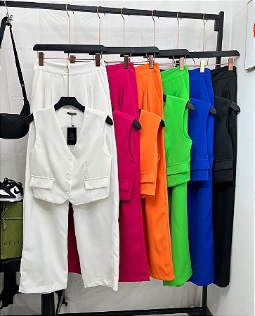 Conjunto Alfaiataria Colete e Calça Cores