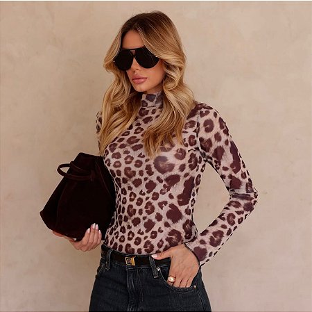 Blusa Tule Gola Leopardo