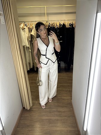 Conjunto Alfaiataria Calça e Colete Assimétrico Cores