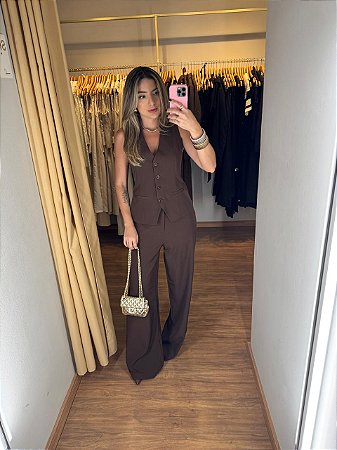 Conjunto Alfaiataria Colete e Calça Cores