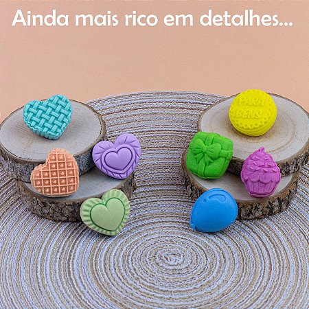 Kit Ejetor Max Barbie Bonequinha 04 Moldes Para Brigadeiro Massas - Coisas  Já