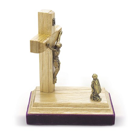 Adorno Maria ao pé da Cruz Madeira 9 cm
