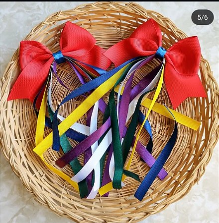 PAR JUNINO LAÇOS COM FITAS (CORES DO VESTIDO DA PRINCESA)