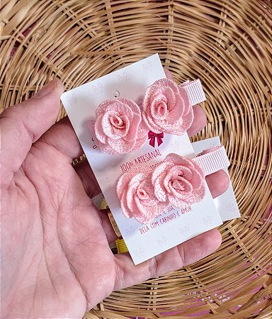 PAR FLORES ROSA DELICADAS