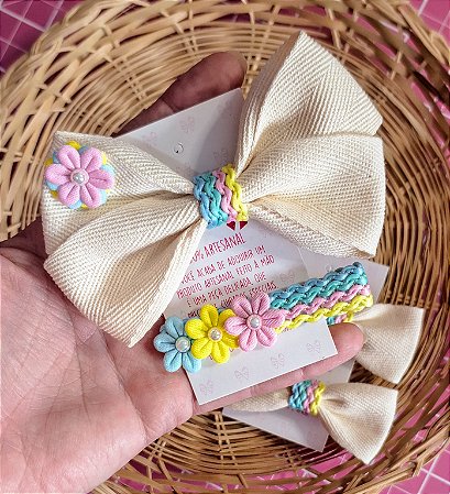 KIT 2 HAIR CLIPS COLOR FLORES