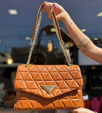 Bolsa Grande Tiracolo 944 Matelassê Couro Marrom SCHUTZ